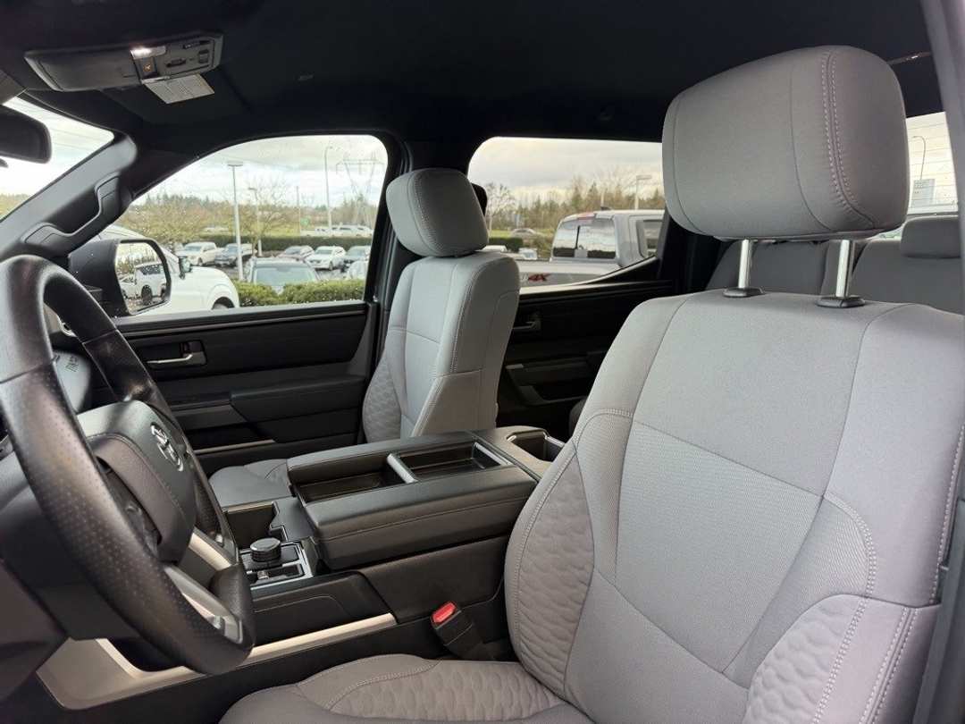 2025 Toyota Tundra SR5 - Image 15