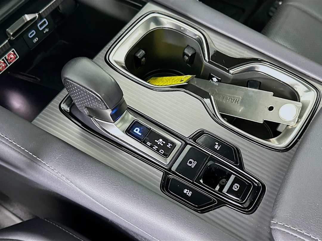 2024 Lexus RX 500h F SPORT Performance - Image 18