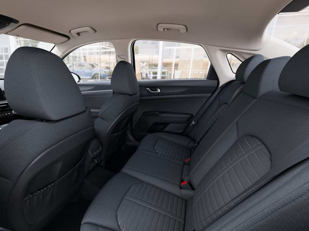 2026 Kia K5 LXS - Image 18