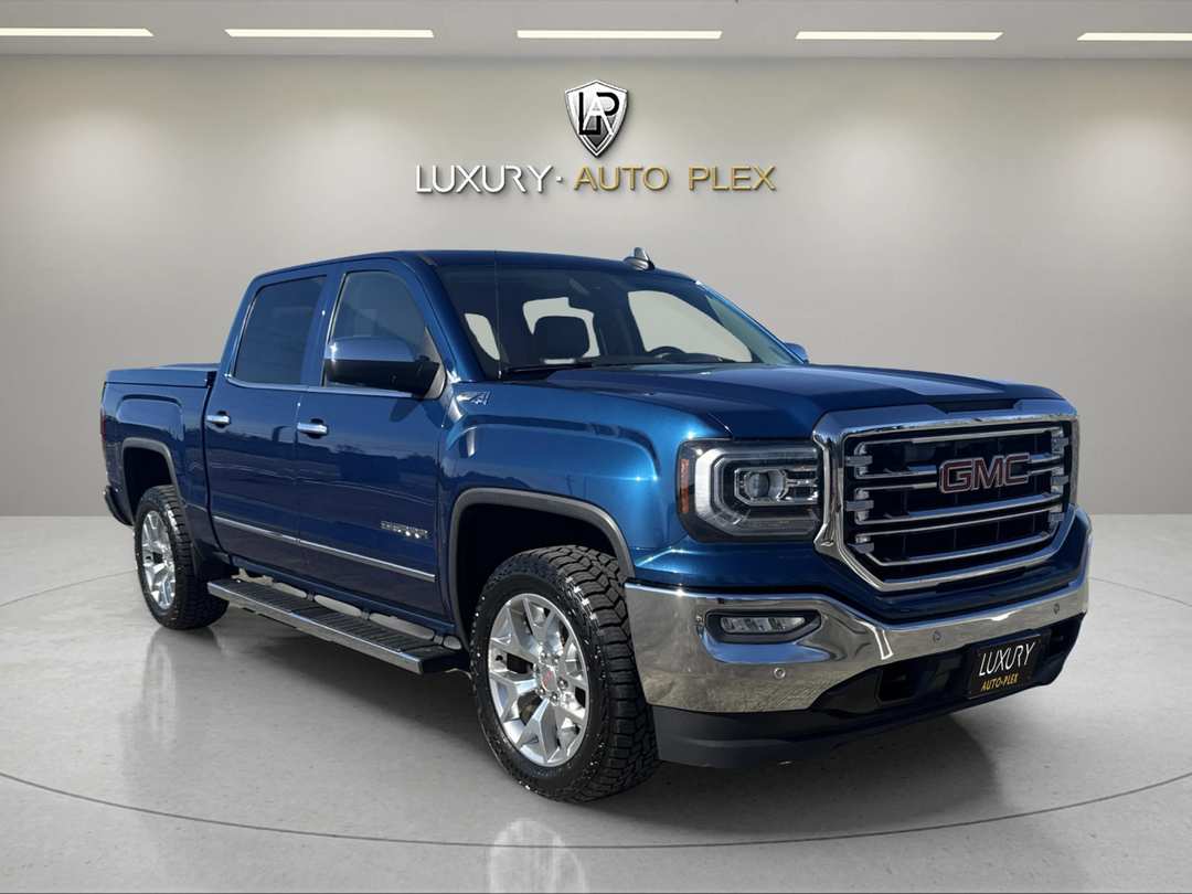 2017 GMC Sierra 1500 Crew SLT 5 3/4 FT - Image 3