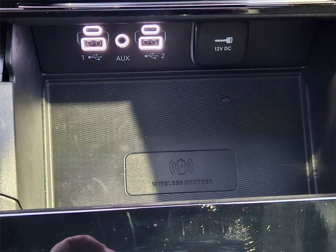 2025 Jeep Grand Cherokee Altitude X - Image 25