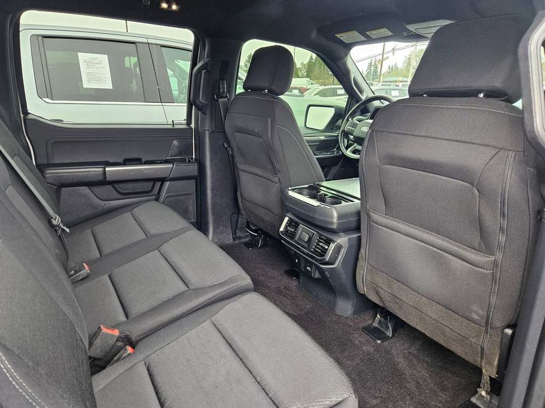 2022 Ford F-150 XLT - Image 35
