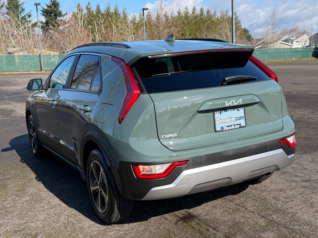2025 Kia Niro EX - Image 6