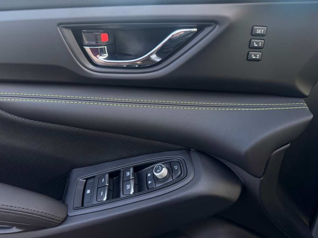 2026 Subaru Ascent Onyx Edition Touring - Image 13