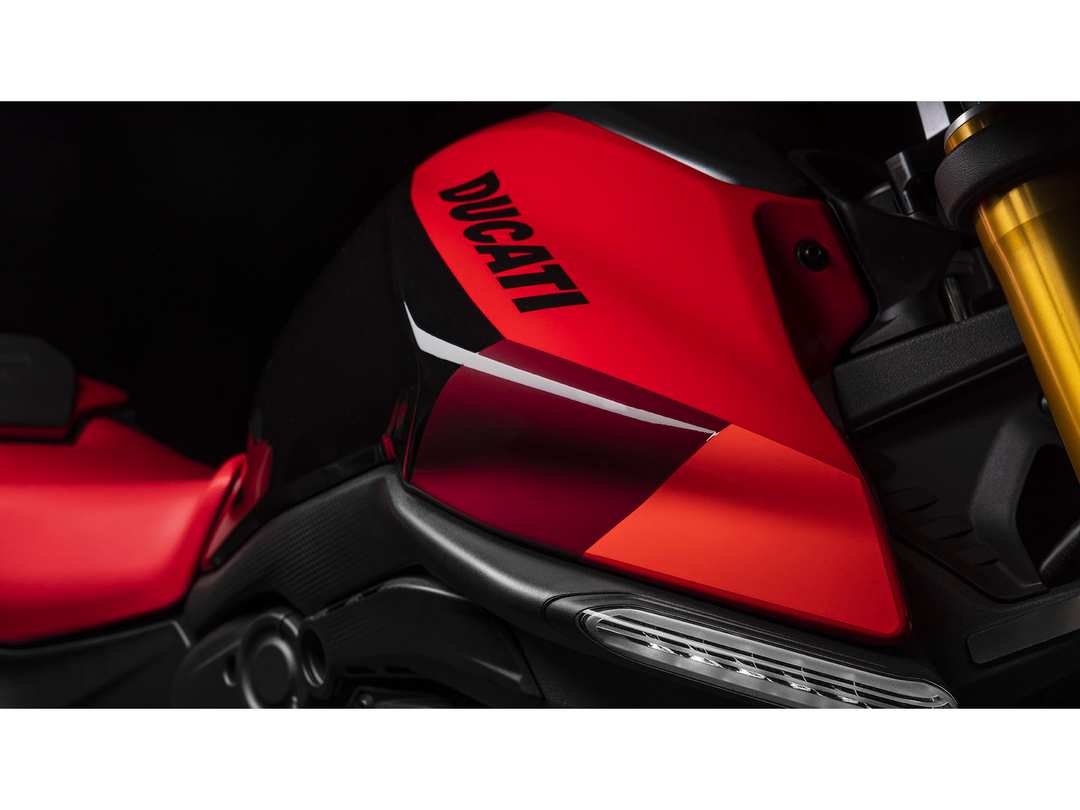 2025 Ducati Monster Sp - Image 11