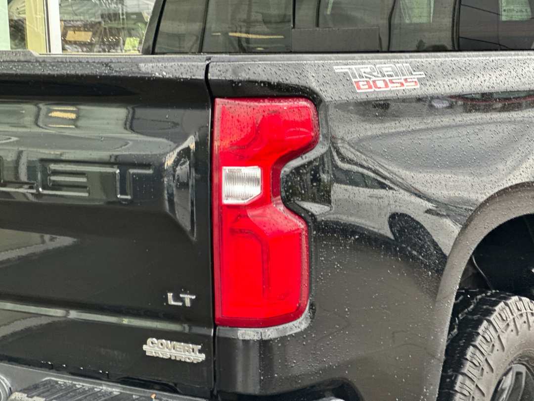 2020 Chevrolet Silverado 1500 LT Trail Boss - Image 23