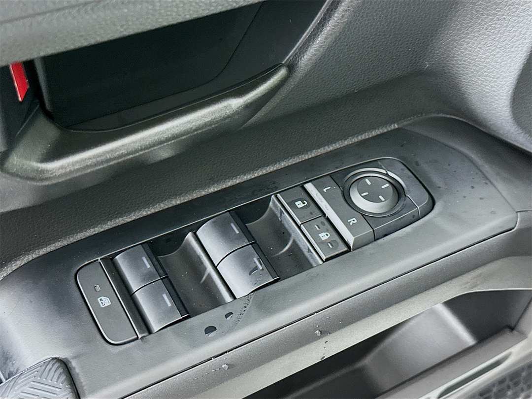 2026 Toyota Tacoma SR5 - Image 18