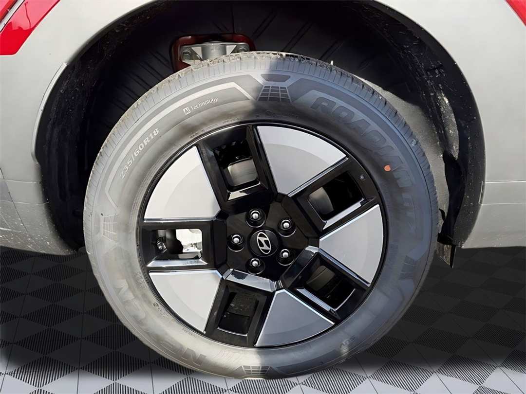 2026 Hyundai Santa Fe SEL - Image 9