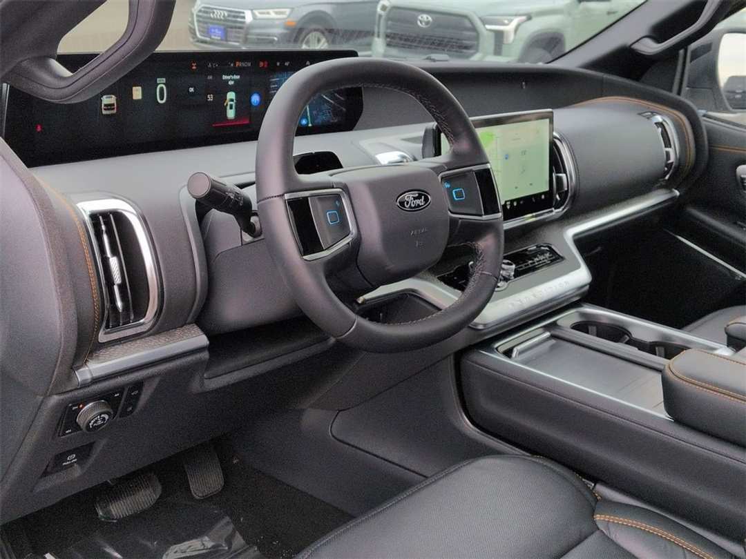 2026 Ford Expedition Tremor - Image 12