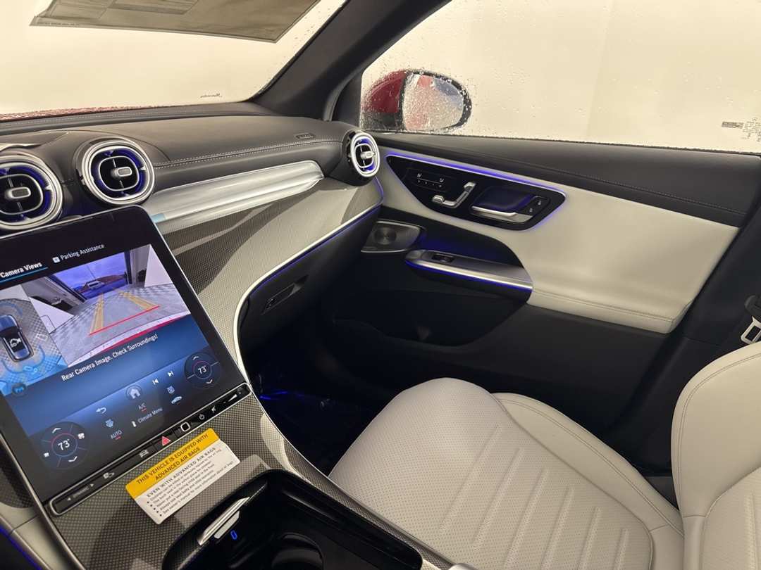 2026 Mercedes-Benz GLC GLC 300 - Image 37