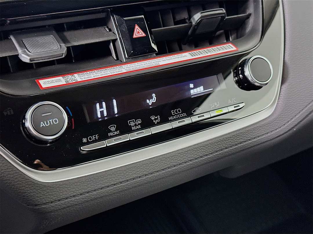 2026 Toyota Corolla Cross LE - Image 16