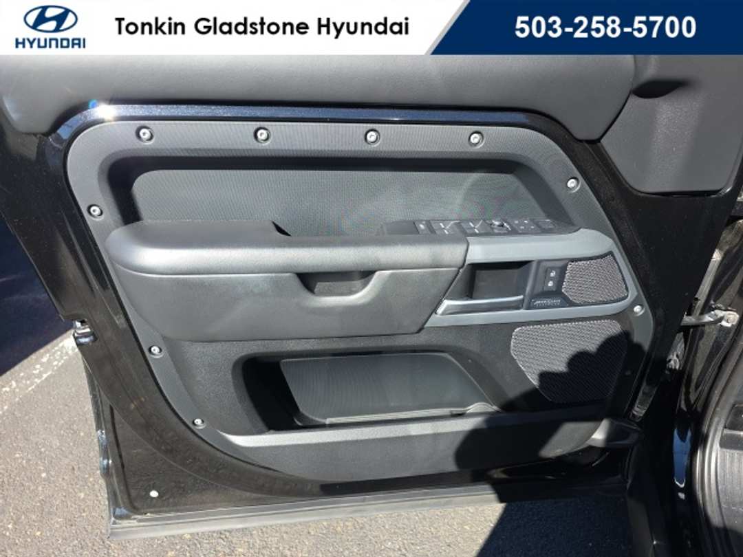 2021 Land Rover Defender 110 X - Image 8