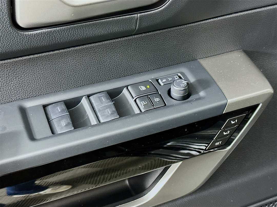 2026 Toyota Tundra Limited - Image 18
