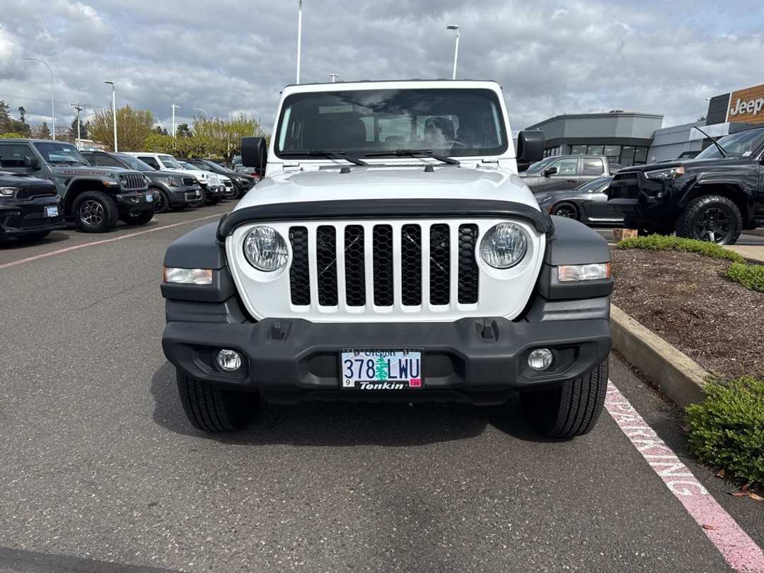 2020 Jeep Gladiator Sport - Image 2