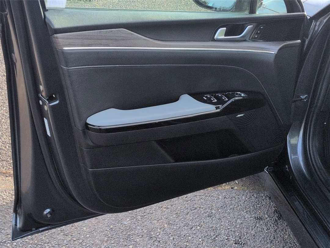 2021 Kia K5 EX - Image 9