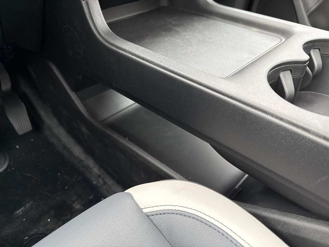 2025 Honda Prologue Touring - Image 25