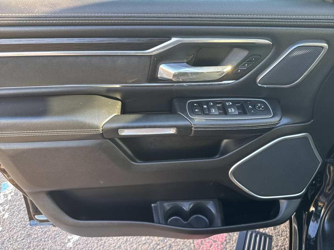2023 Ram 1500 Laramie - Image 16
