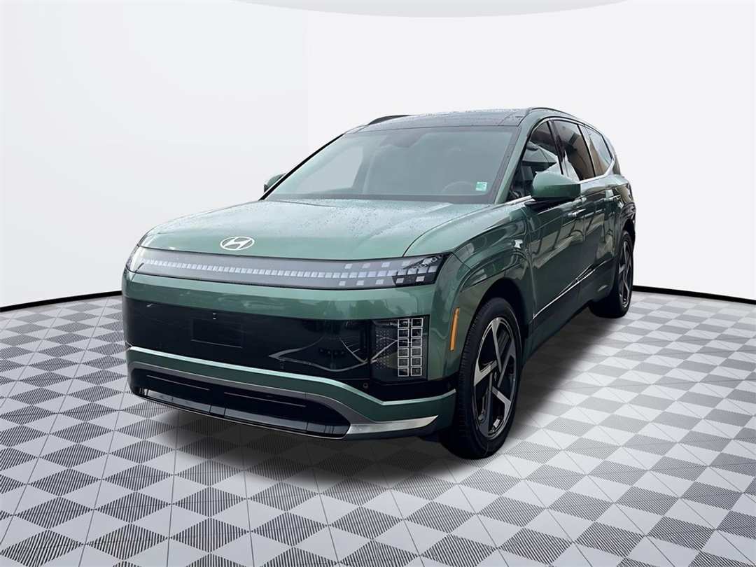 2026 Hyundai Ioniq 9 Performance Calligraphy - Image 3