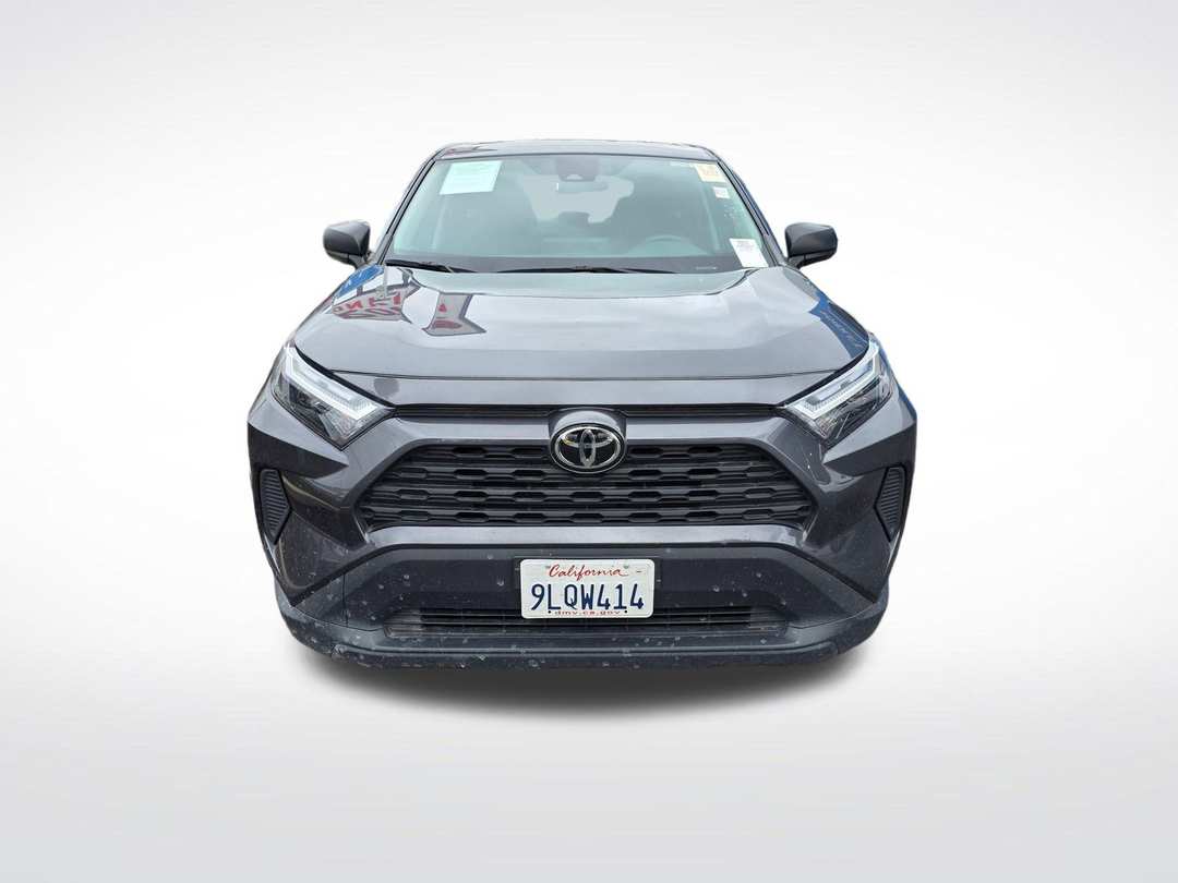 2024 Toyota Rav4 LE - Image 3