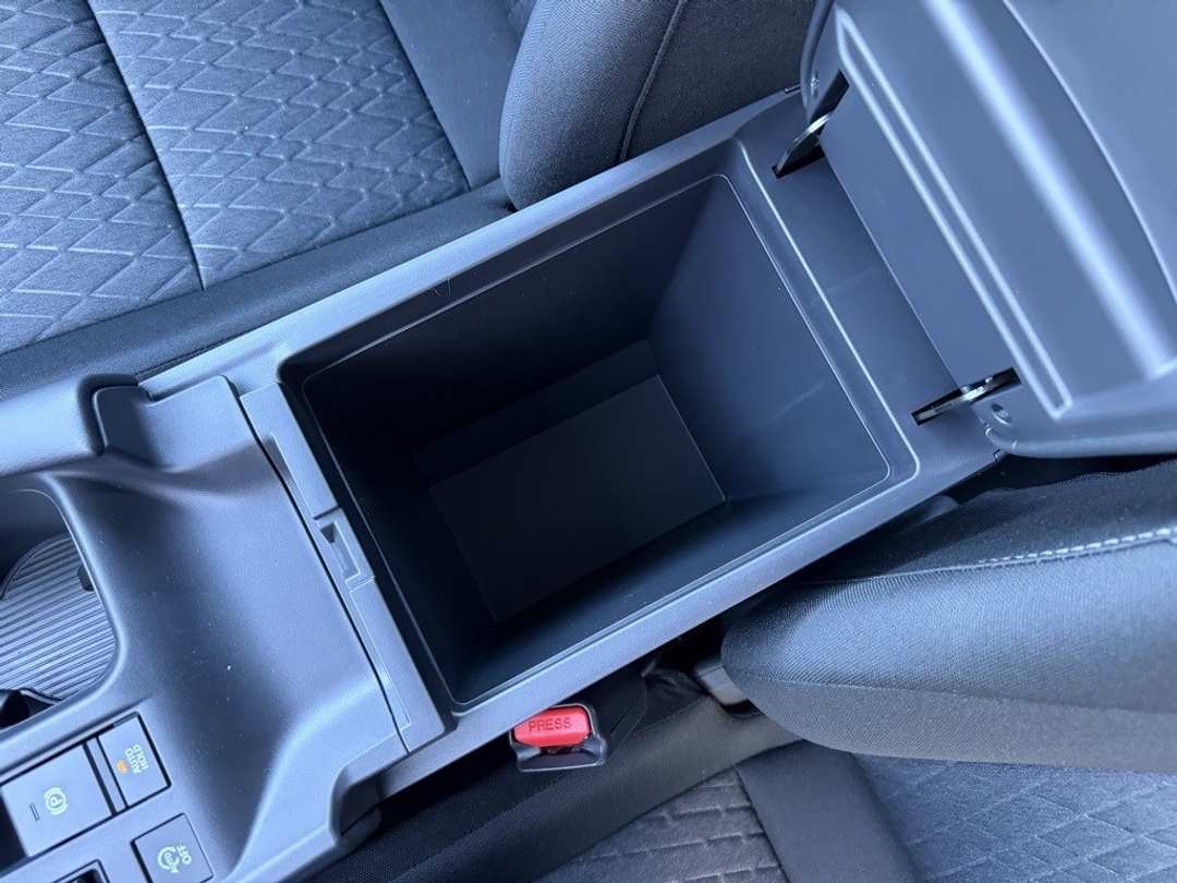 2026 Nissan Sentra SV - Image 26