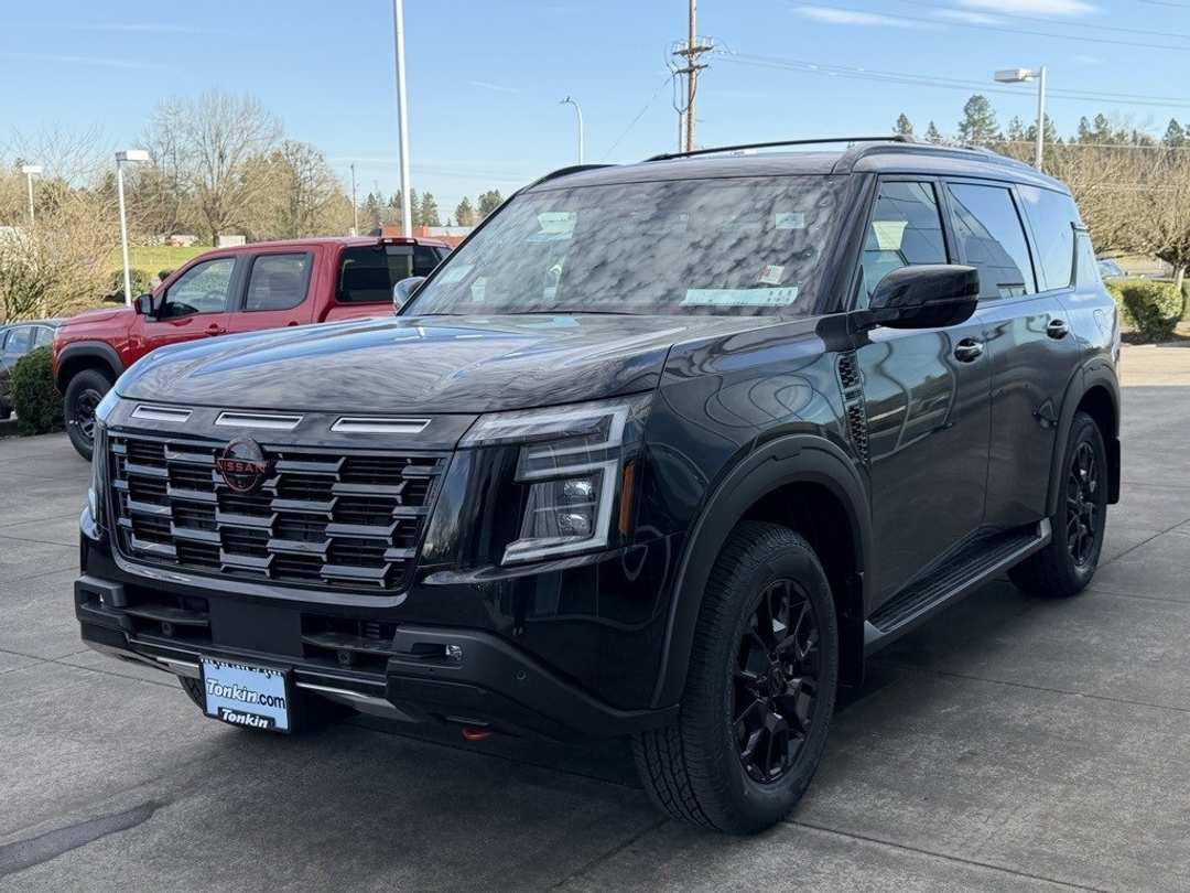 2026 Nissan Armada PRO4X - Image 4