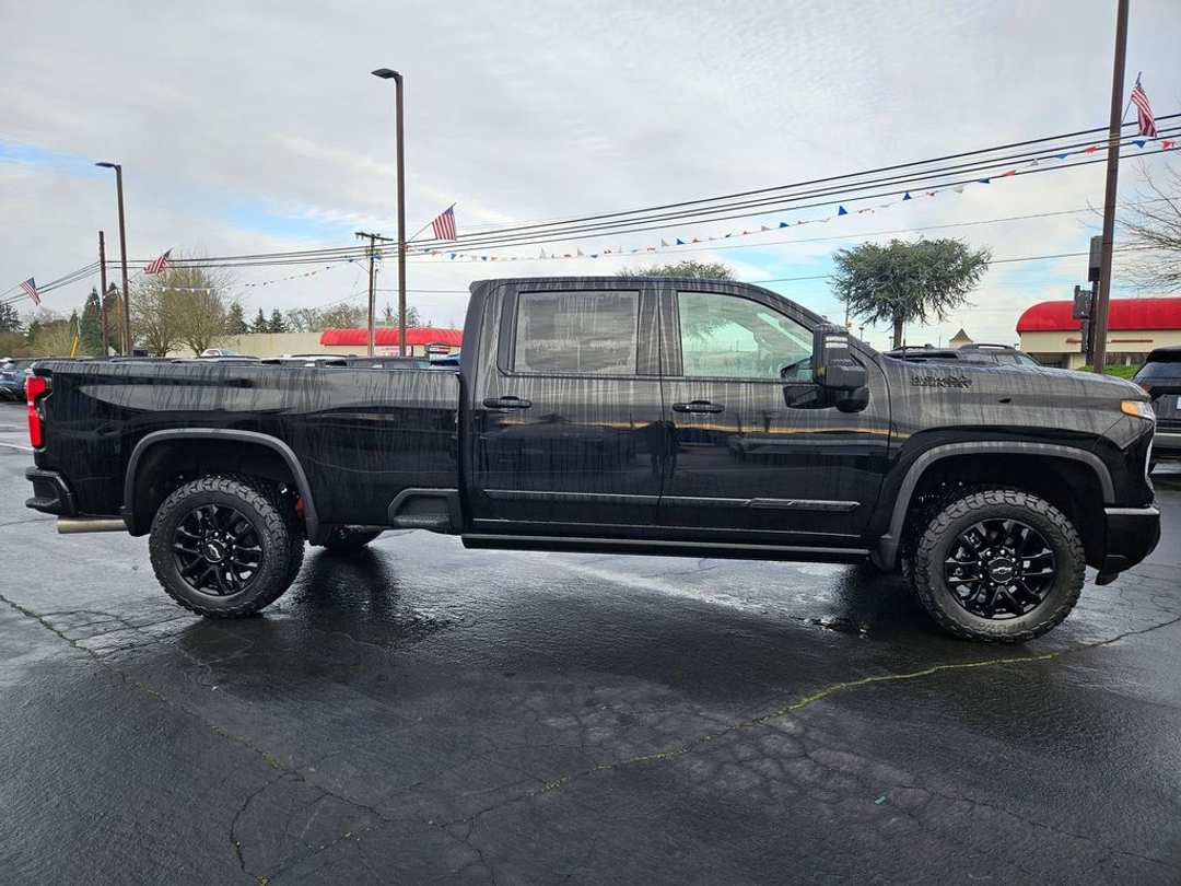 2026 Chevrolet Silverado 3500Hd High Country - Image 7