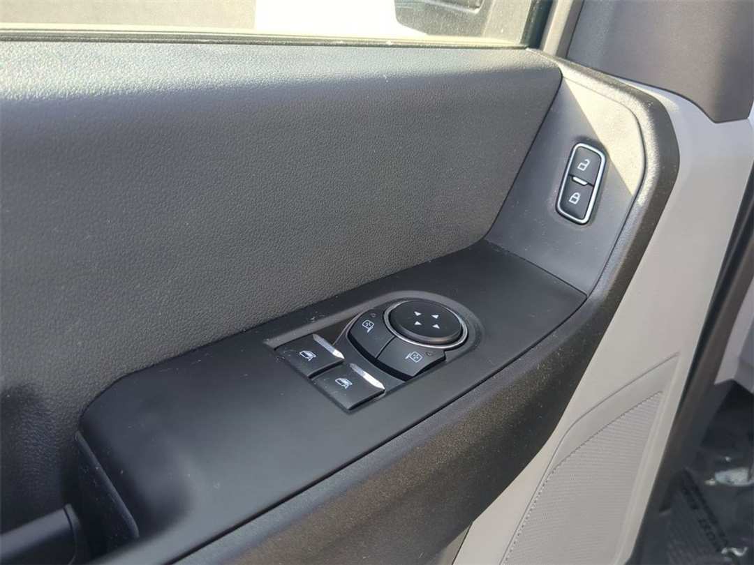 2024 Ford F-350Sd XL - Image 10