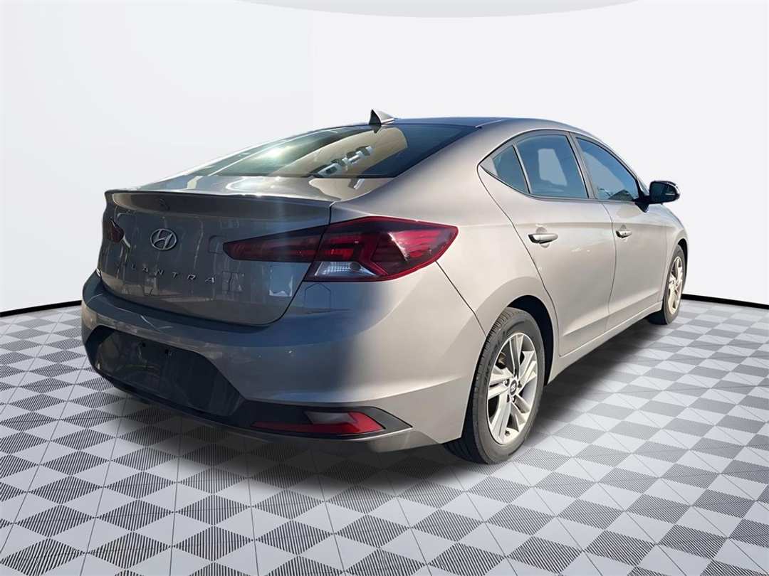 2020 Hyundai Elantra Value Edition - Image 3