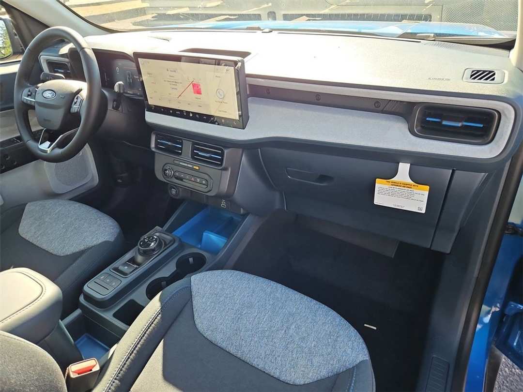 2025 Ford Maverick XLT - Image 33