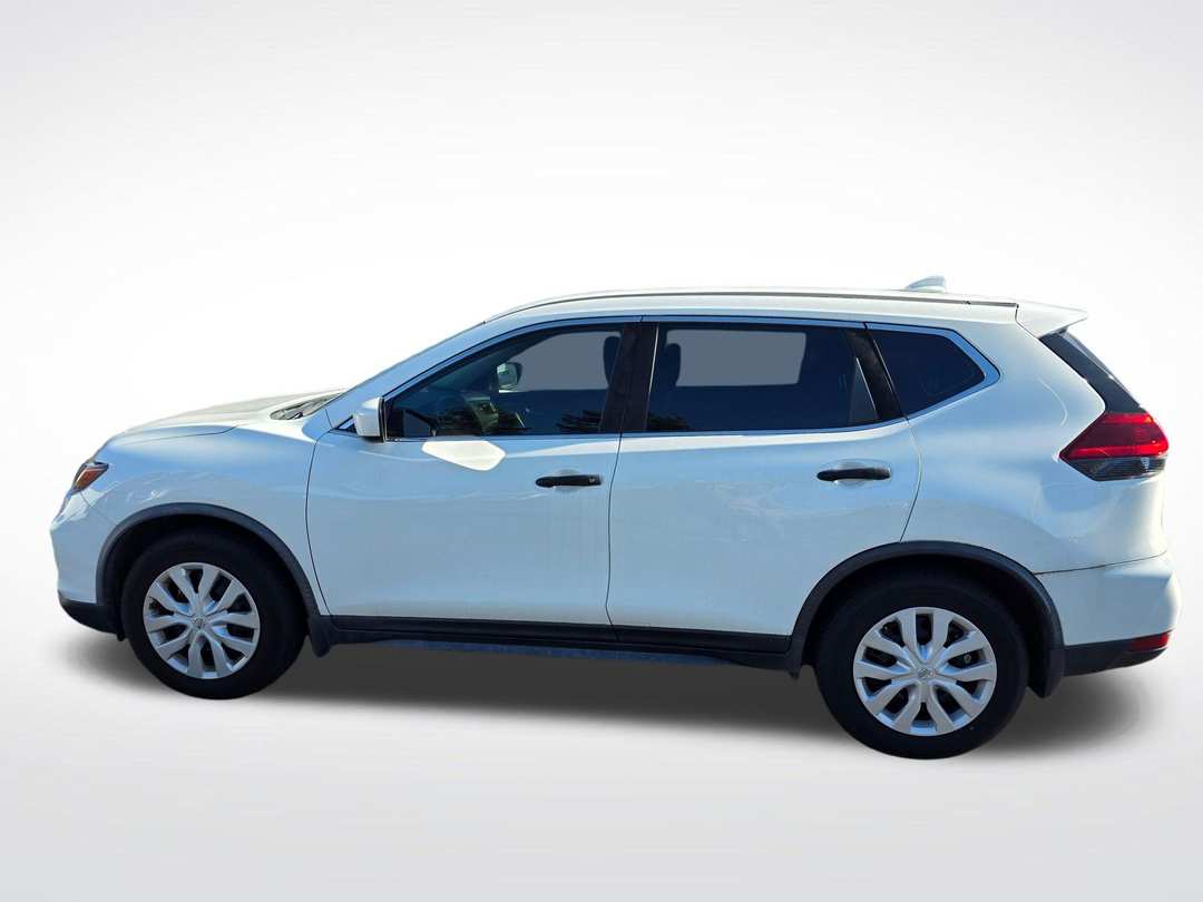 2018 Nissan Rogue S - Image 8