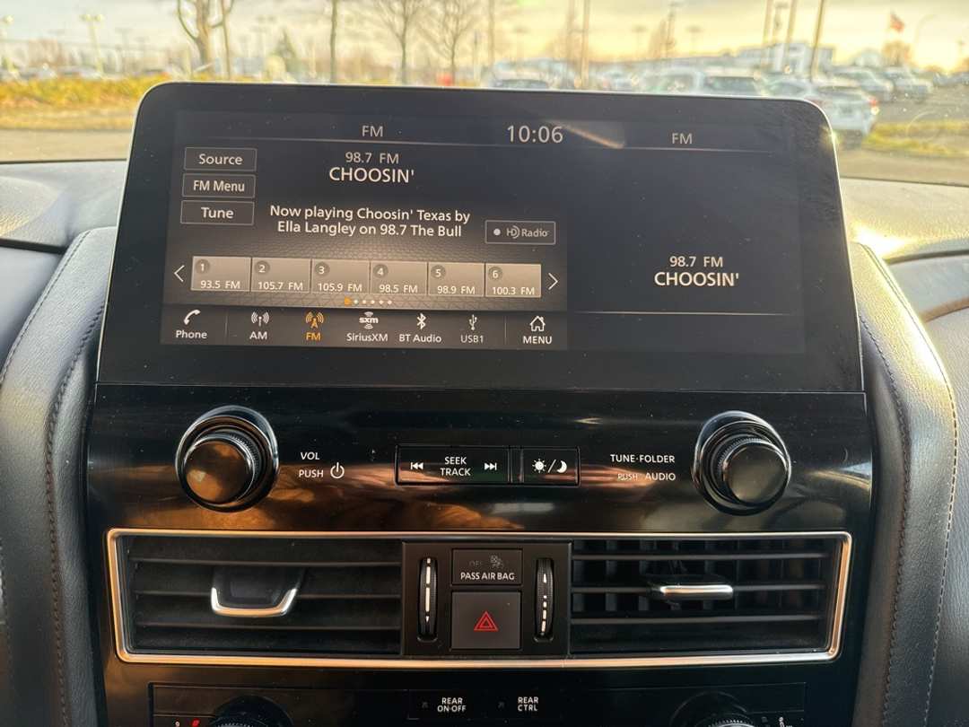 2023 Nissan Armada SL - Image 38