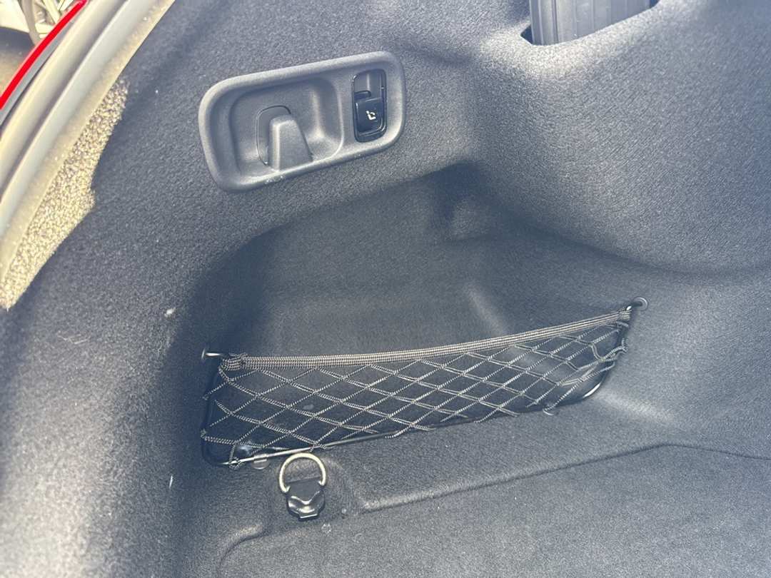 2025 Mercedes-Benz C-Class C 300 - Image 13