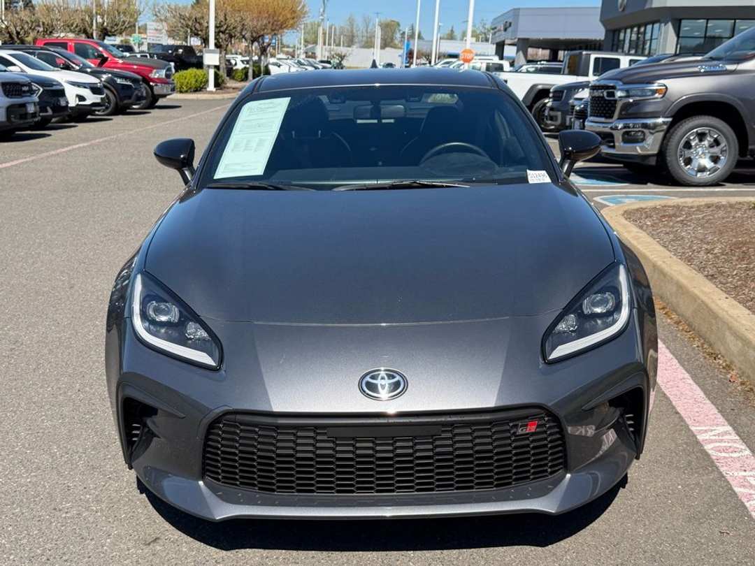 2024 Toyota Gr86 Premium - Image 3