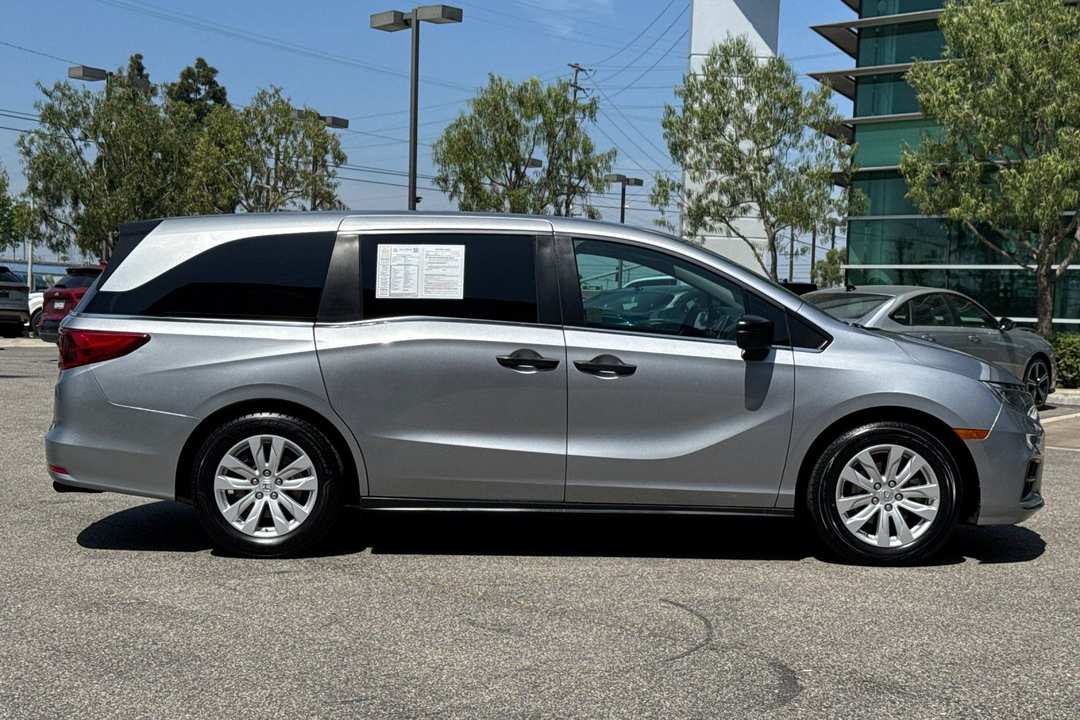 2019 Honda Odyssey LX - Image 3