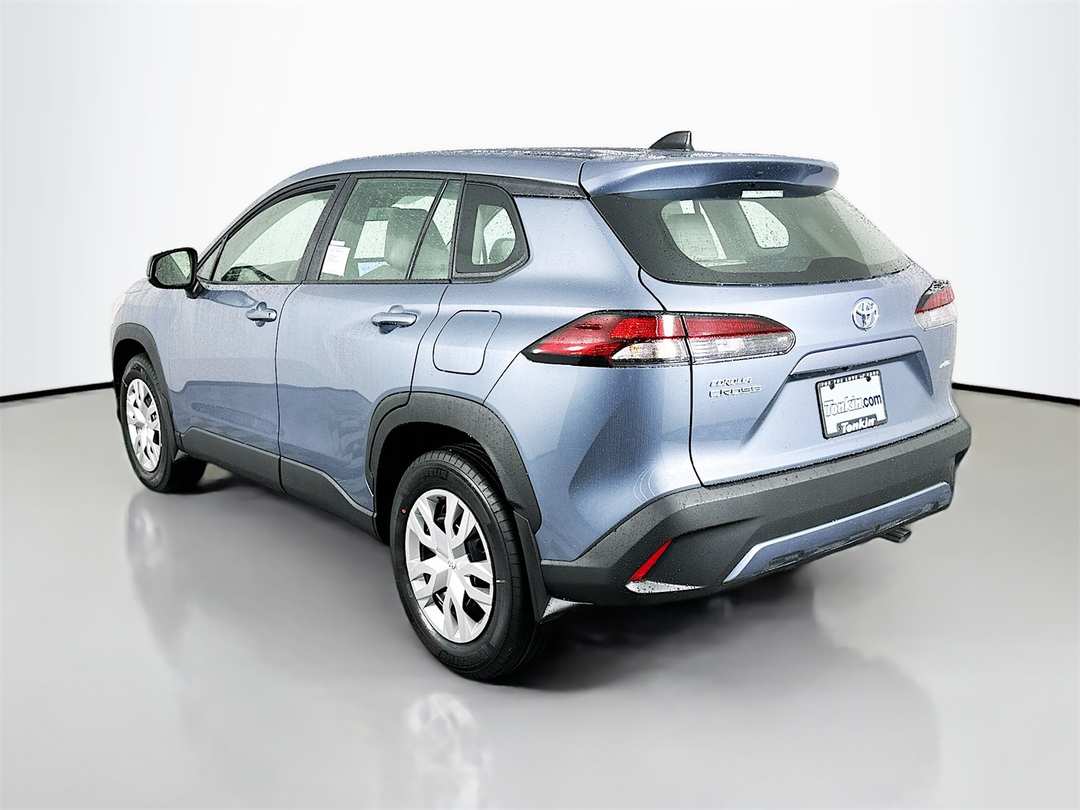 2026 Toyota Corolla Cross L - Image 5