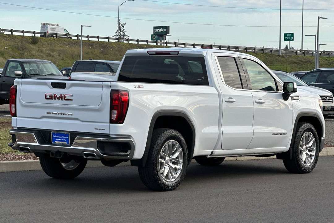 2022 GMC Sierra 1500 Limited SLE - Image 3