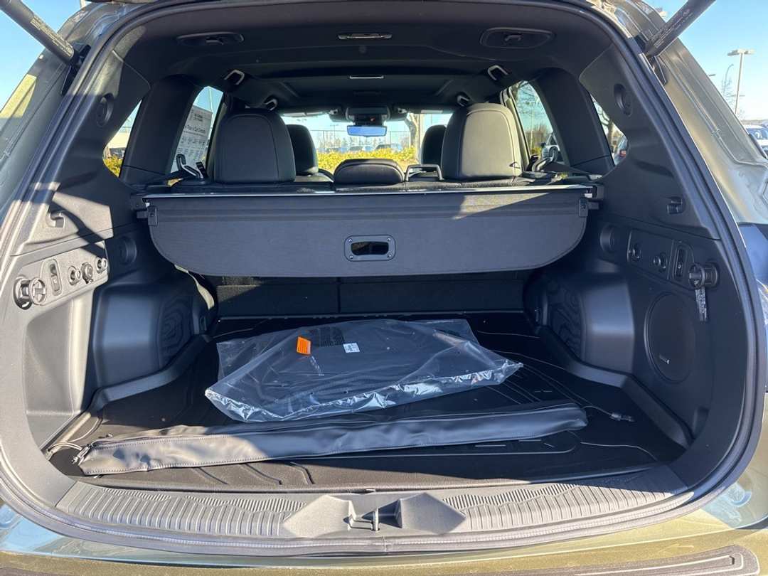 2026 Subaru Forester Touring - Image 20