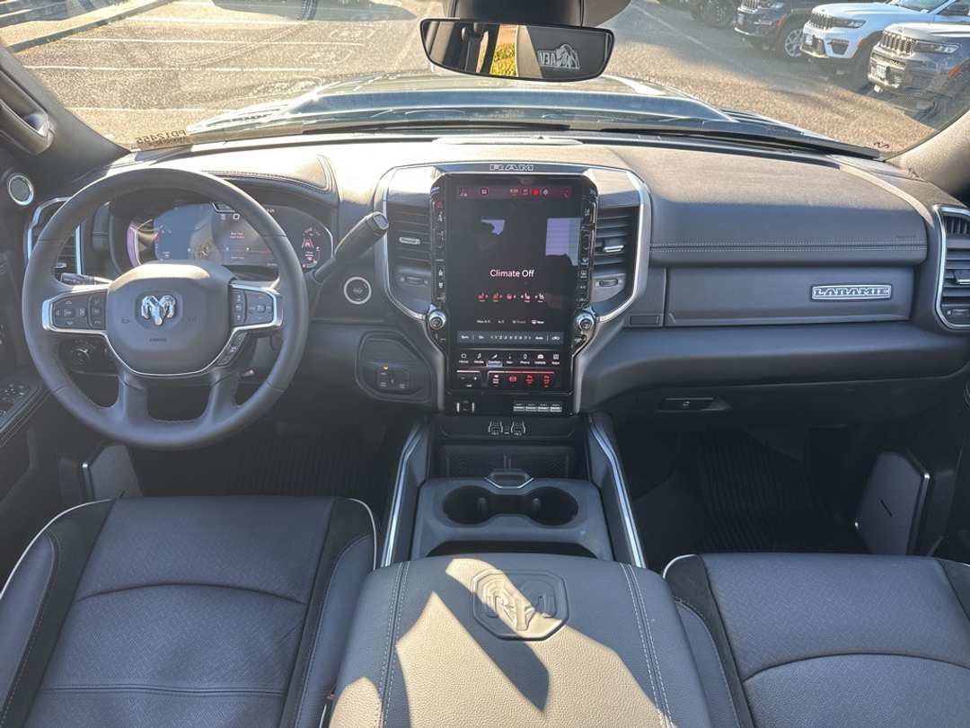 2026 Ram 2500 Laramie - Image 24