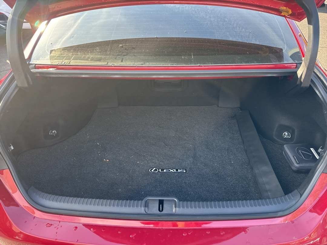 2024 Lexus Es 350 - Image 11