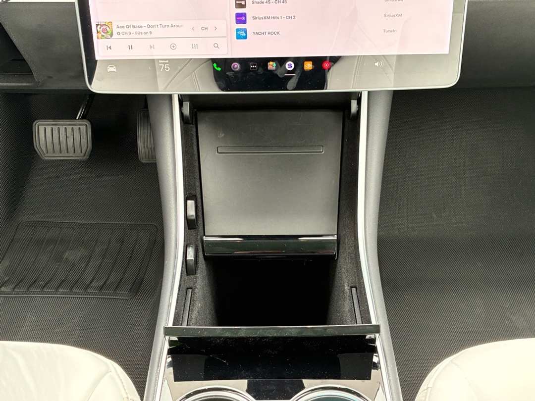 2019 Tesla Model 3 Standard Range Plus - Image 17