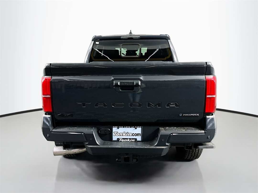 2025 Toyota Tacoma TRD Off Road - Image 6