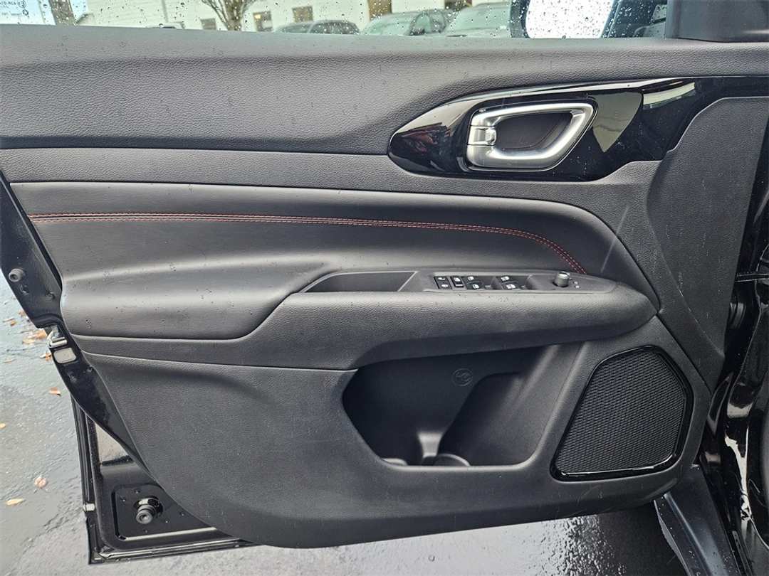 2026 Jeep Compass Trailhawk - Image 10