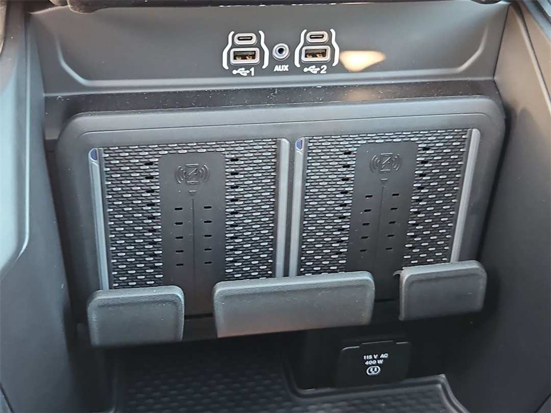 2026 Ram 3500 Laramie - Image 35