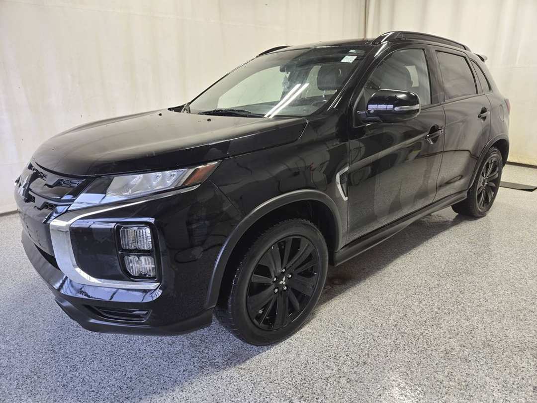 2020 Mitsubishi Rvr LIMTIED - Image 2