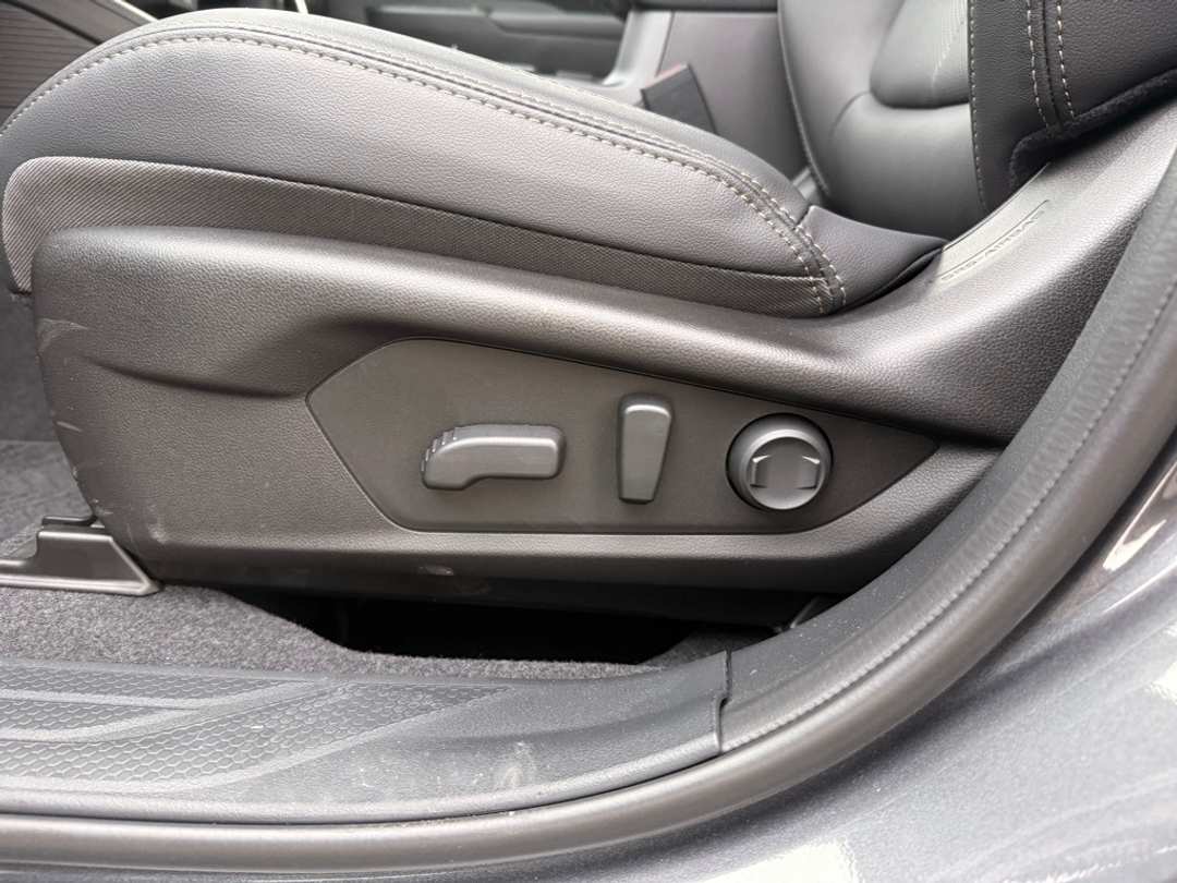 2026 Subaru Outback Limited - Image 15