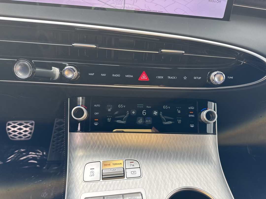 2026 Genesis Gv70 2.5T Sport Prestige - Image 27