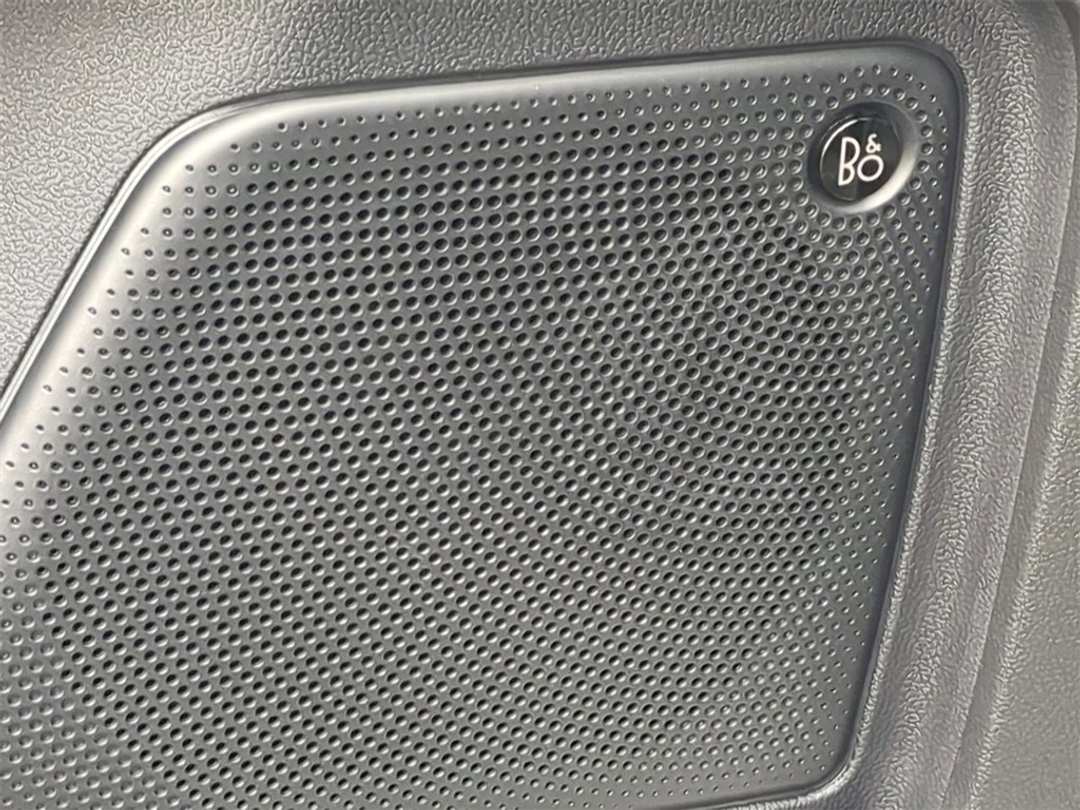 2024 Ford Escape STLine Elite - Image 11