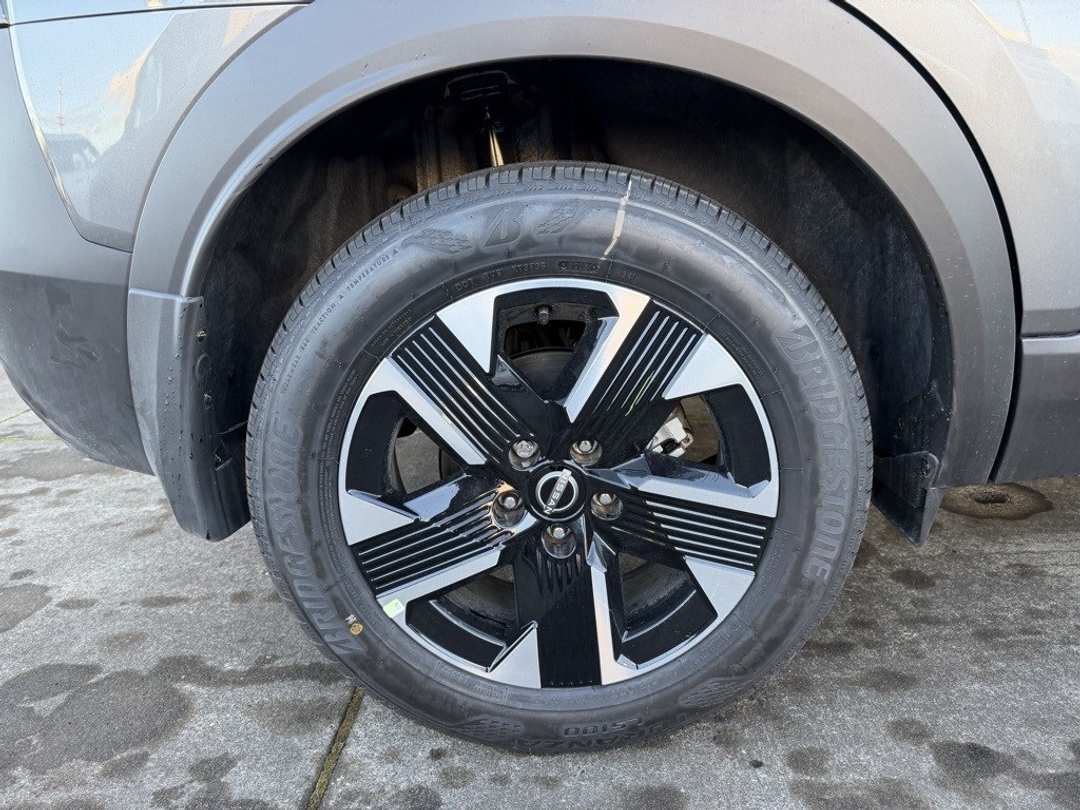 2026 Nissan Kicks SV - Image 9