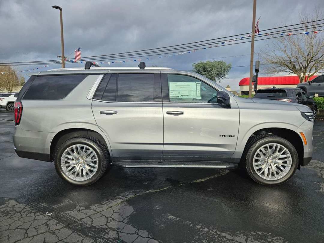 2026 Chevrolet Tahoe LT - Image 7