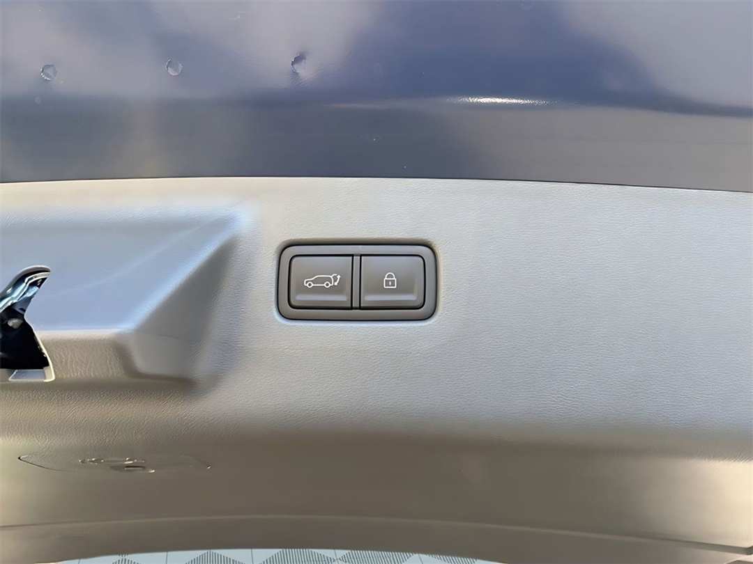 2026 Hyundai Santa Fe SEL - Image 18